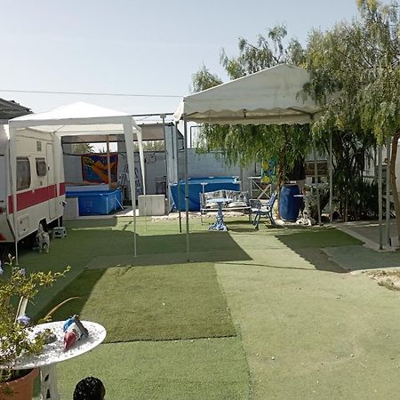 Caravanas Y Habitaciones Para Relajarse Sax Esterno foto