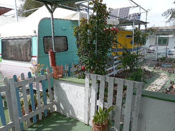 Caravanas Y Habitaciones Para Relajarse Sax Esterno foto