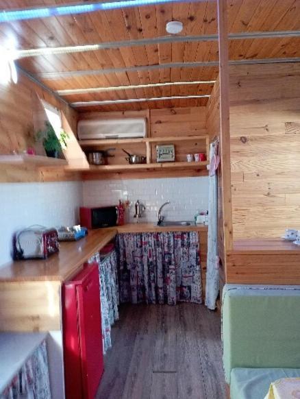 Caravanas Y Habitaciones Para Relajarse Sax Esterno foto