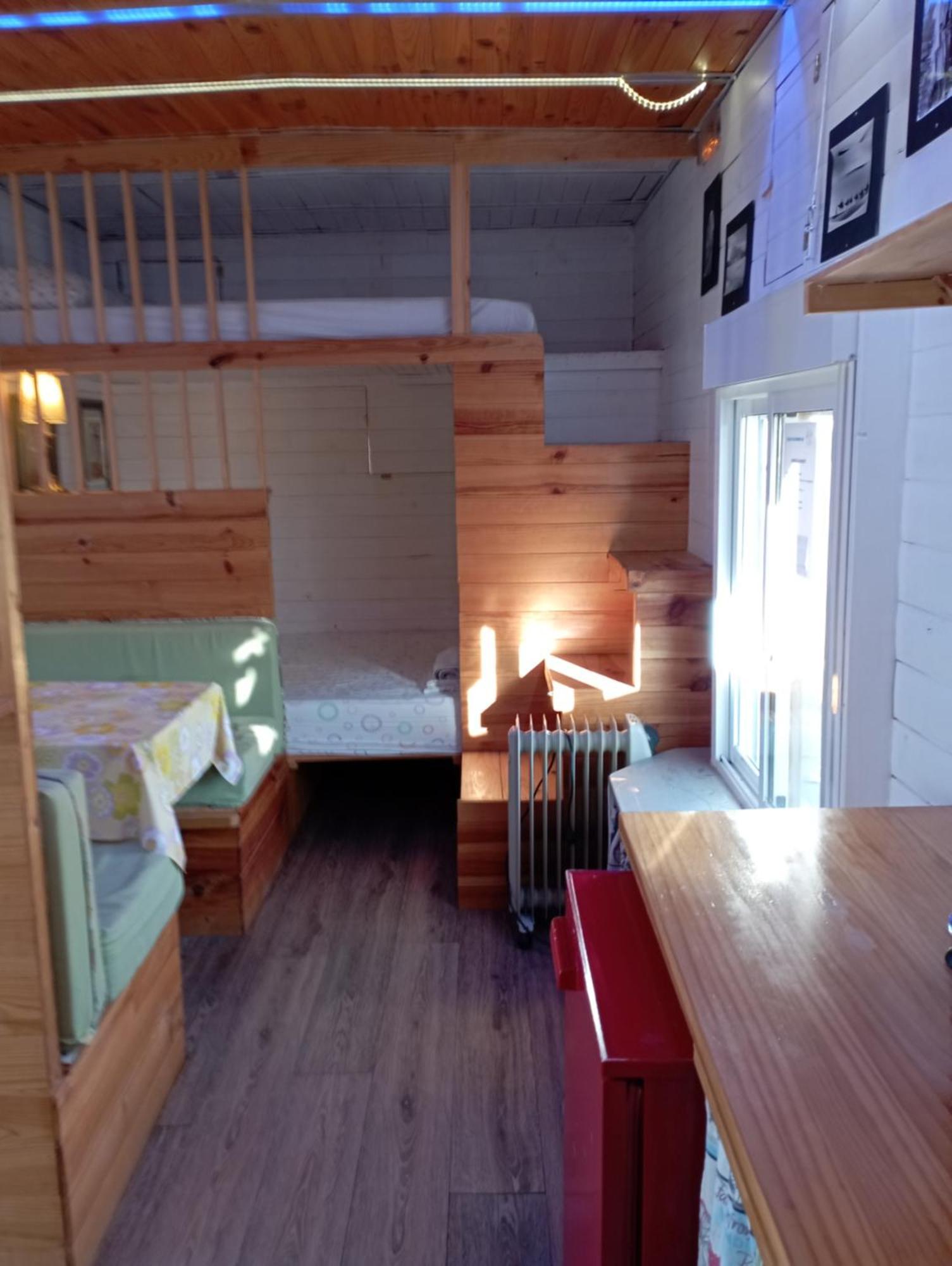 Caravanas Y Habitaciones Para Relajarse Sax Esterno foto