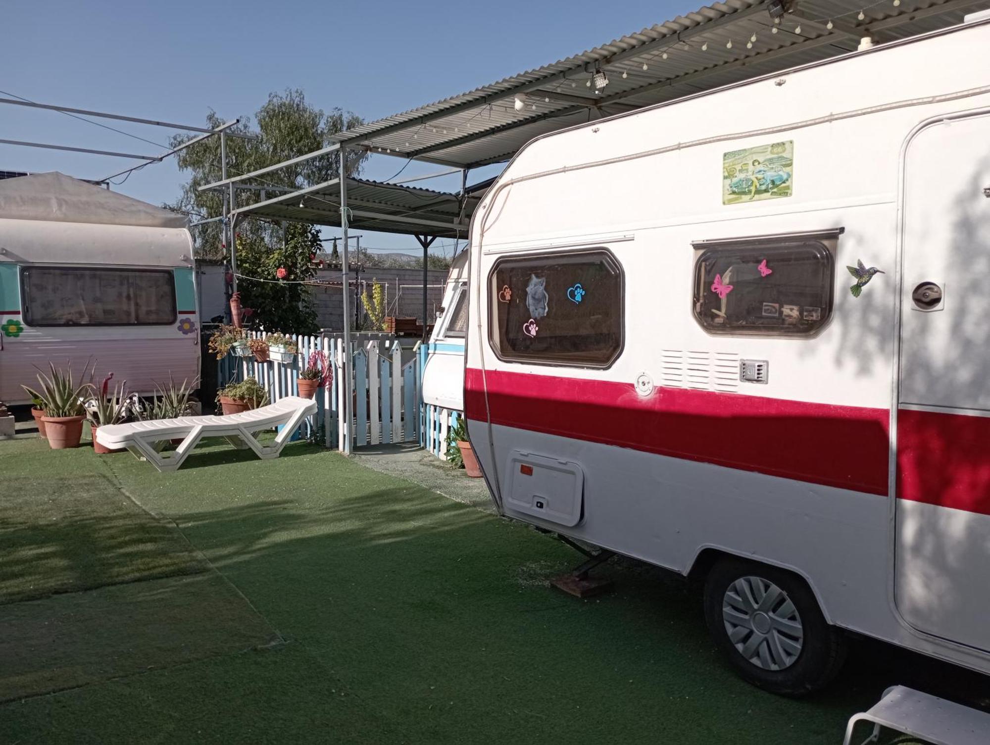 Caravanas Y Habitaciones Para Relajarse Sax Camera foto